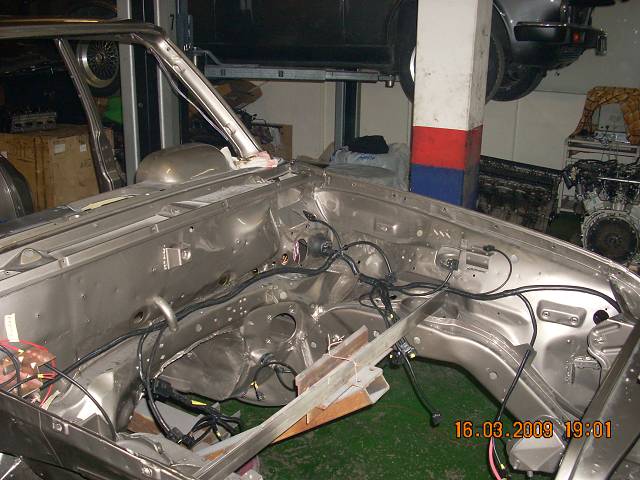 Bild-576: Motorraum-1